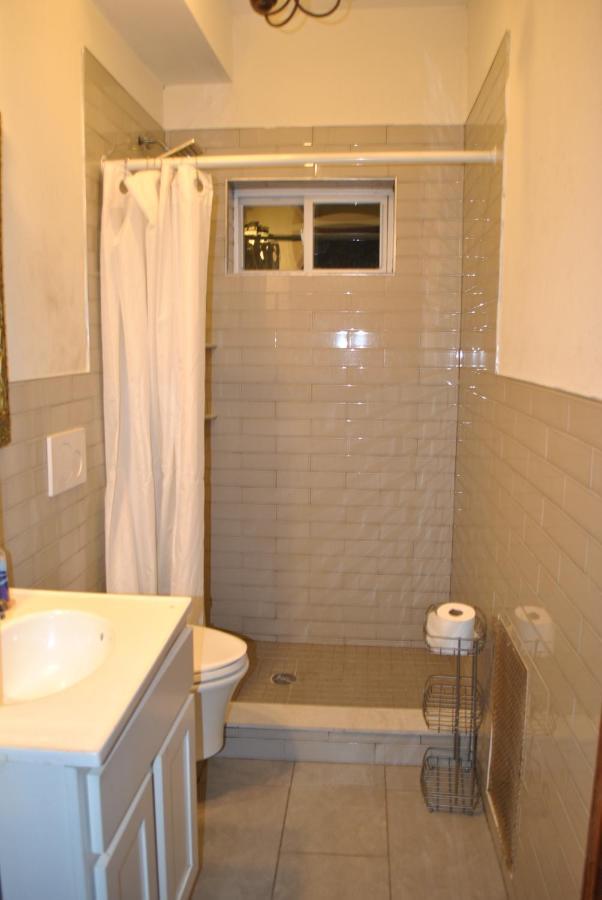 Ewr Airport Multilevel Guest House Room With 2-3 Beds 纽瓦克 外观 照片